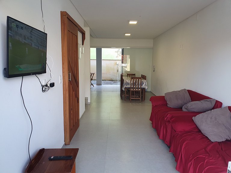 Casa Nova Enseada · Praia da Enseada
