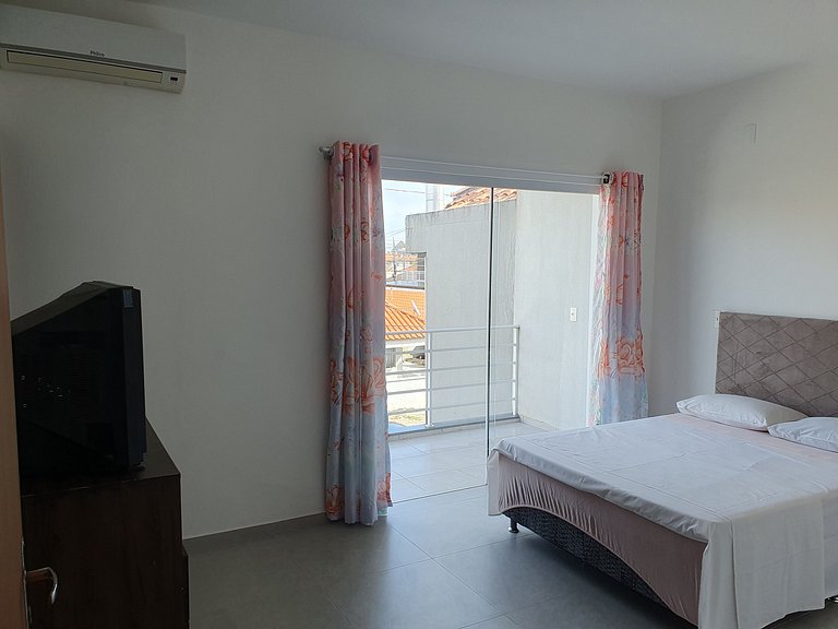Casa Nova Enseada · Praia da Enseada
