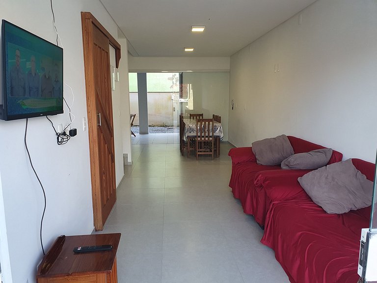 Casa Nova Enseada · Praia da Enseada