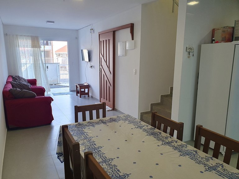 Casa Nova Enseada · Praia da Enseada