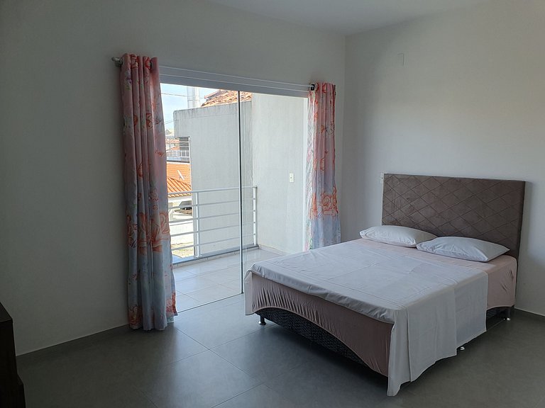 Casa Nova Enseada · Praia da Enseada