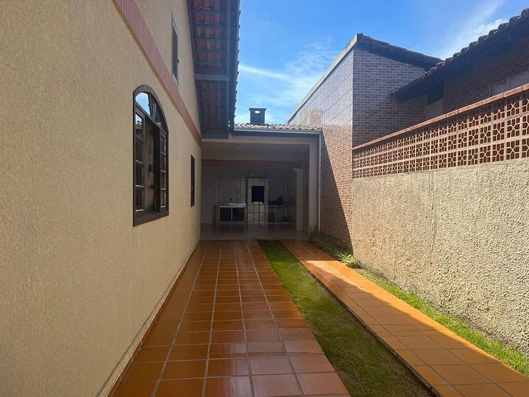 Casa com piscina na Praia Grande · SFS