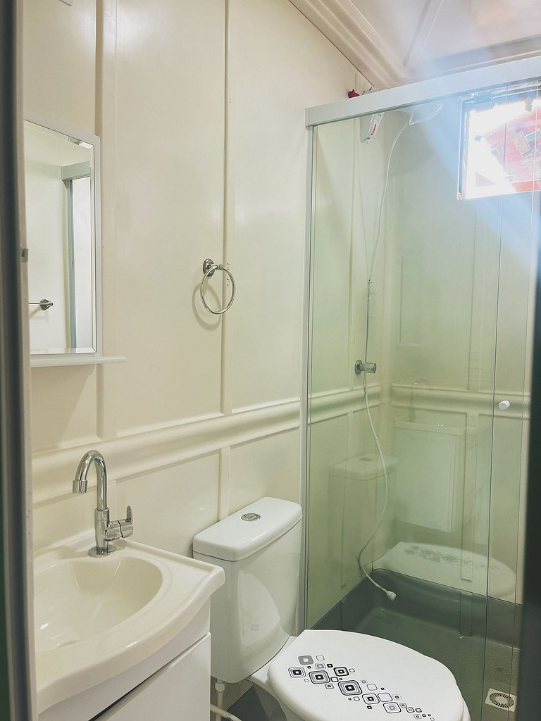 Suite con vista a la piscina y desayuno incluido en hostería