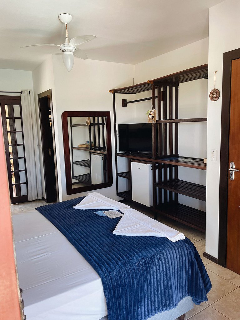 Suite with breakfast in Pousada with pool, 200m from the bea