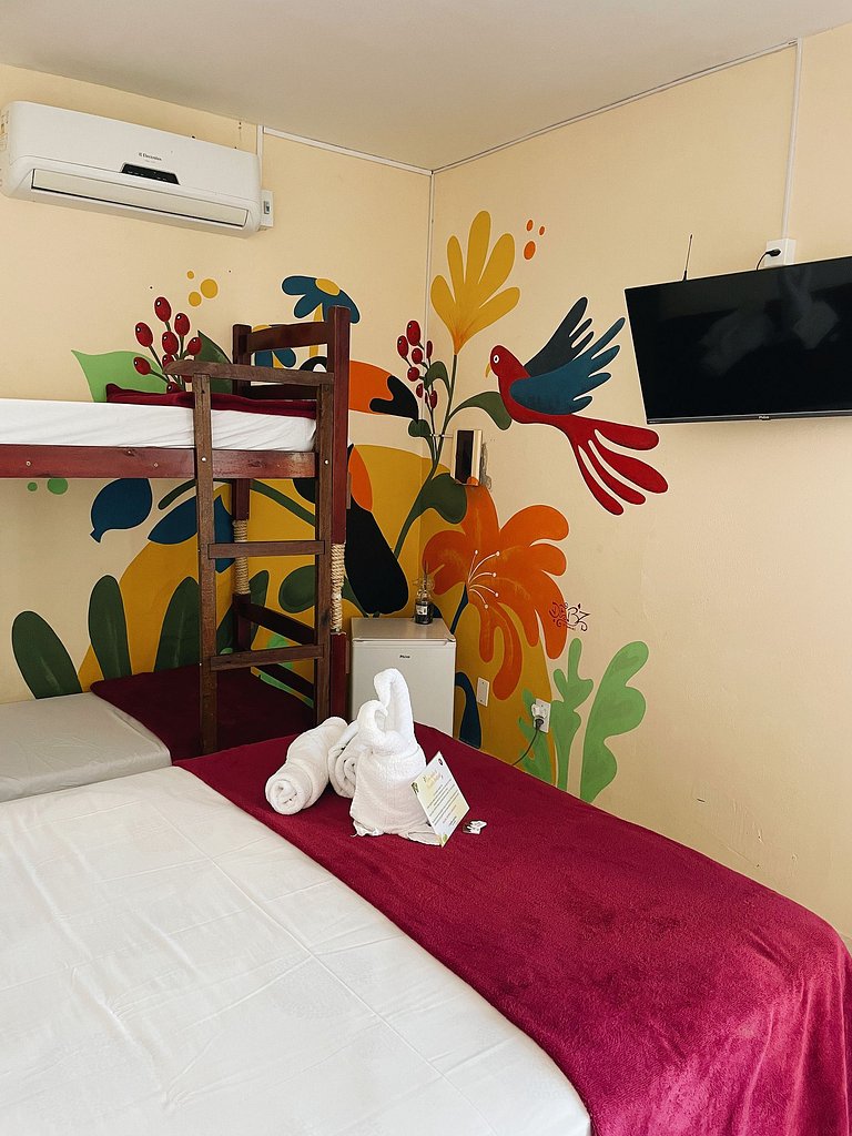 Suite with breakfast and pool 200m from the beach