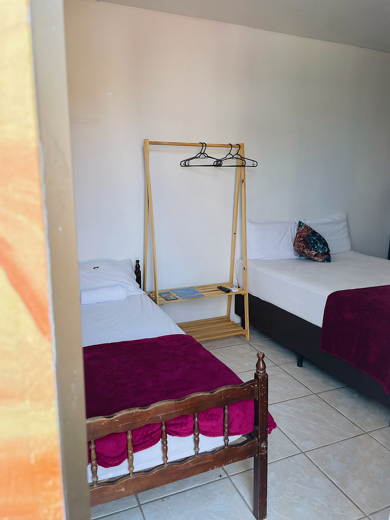 Suite with breakfast and pool 200m from the beach