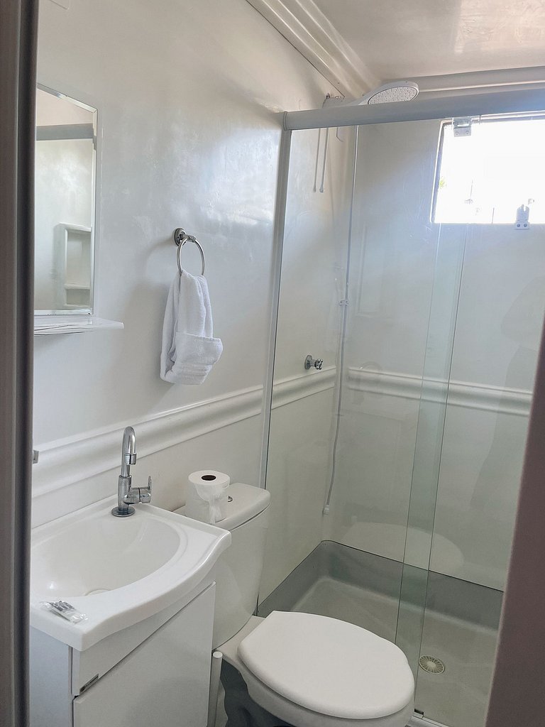 Suite with breakfast and pool 200m from the beach