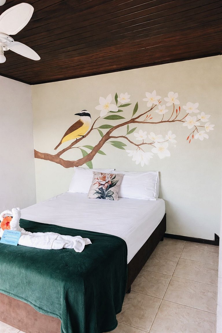 Suite con vista a la piscina y desayuno incluido en hostería